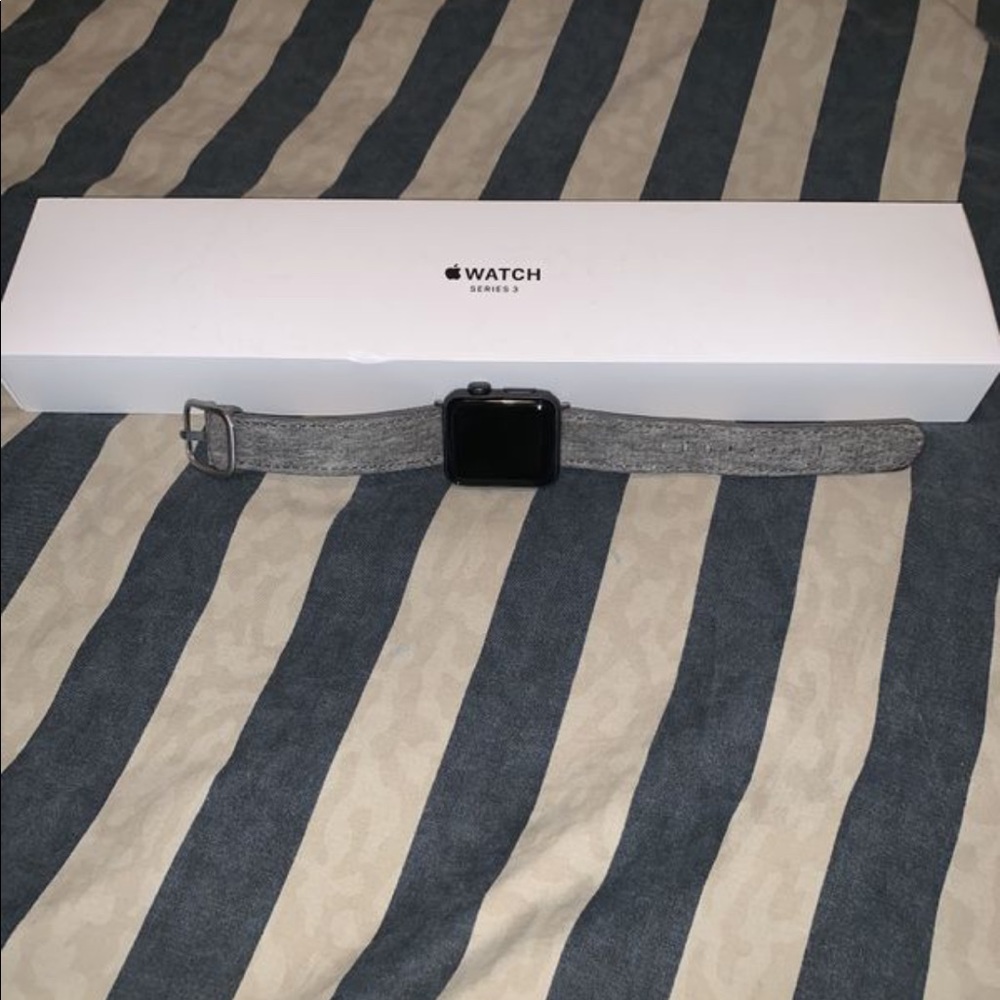 Apple watch series 3